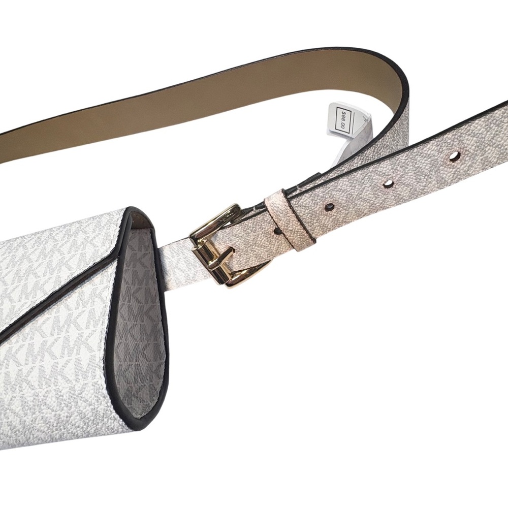 Michael Kors logo canvas belt bag with a front flap closure gold-tone hardware - Picture 4 of 7
